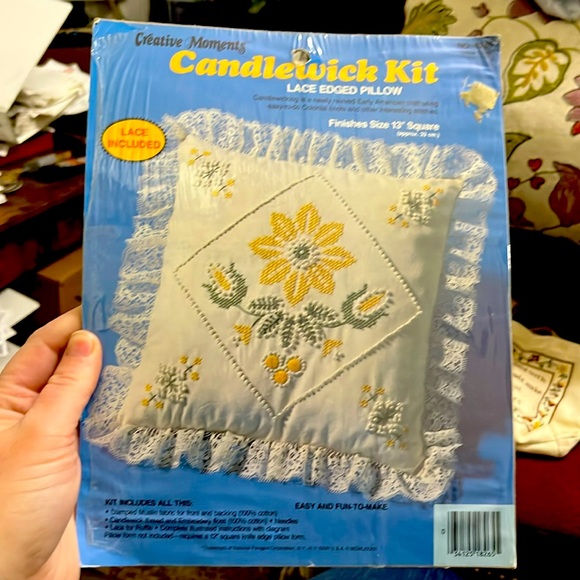 New, Never Been Used, Cross-Stitch Pattern, Pillow, Laced, Candlewick Kit, White - Picture 1 of 4